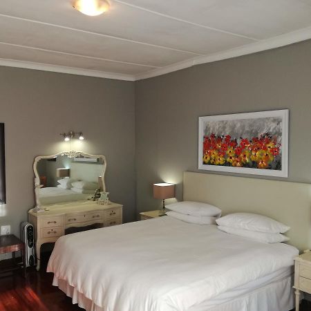 Adam'S Eden Guest House Pretoria-Noord Extérieur photo