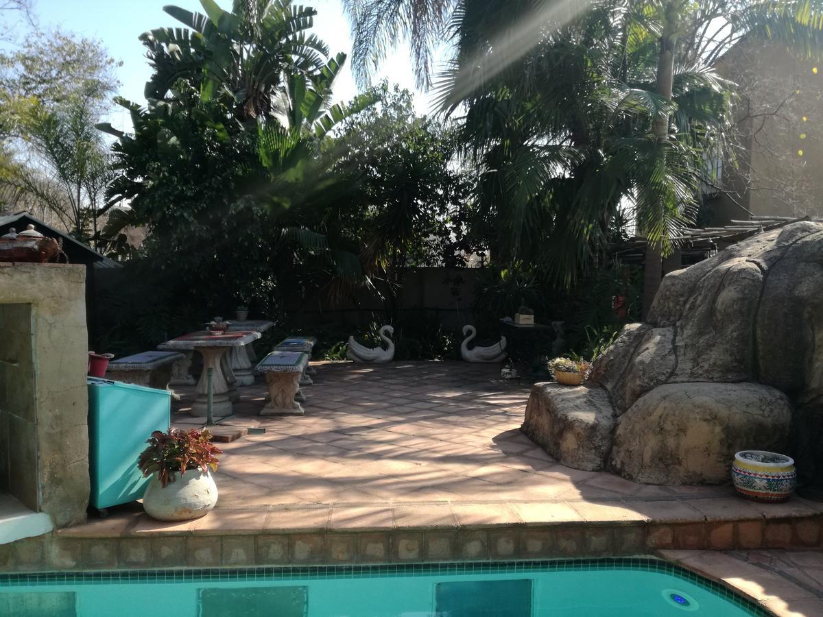 Adam'S Eden Guest House Pretoria-Noord Extérieur photo