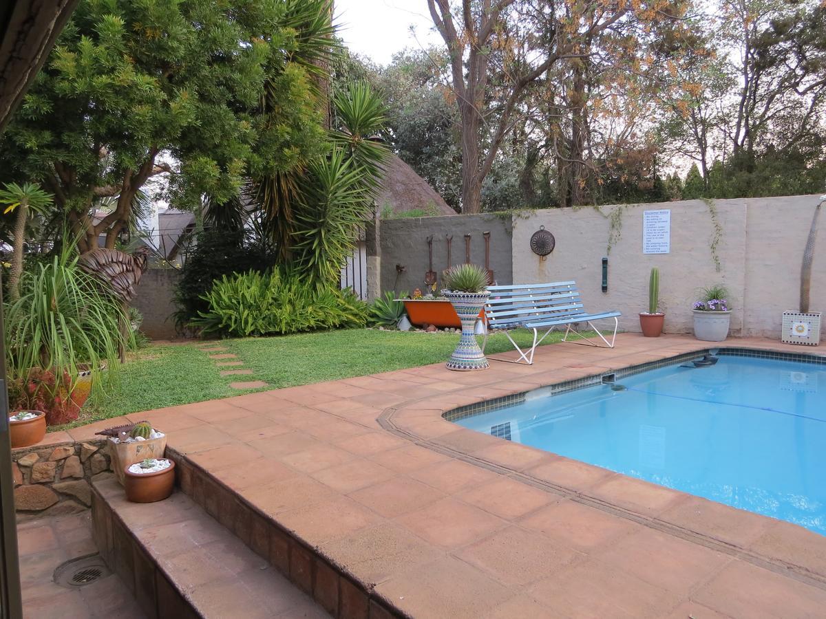 Adam'S Eden Guest House Pretoria-Noord Extérieur photo
