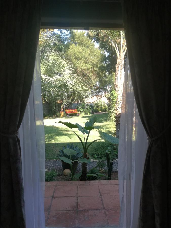 Adam'S Eden Guest House Pretoria-Noord Extérieur photo